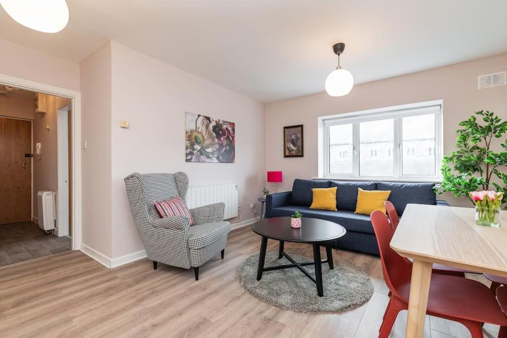 Fully Refurb Drogheda Apt7 3Rd Floor Luaran gambar